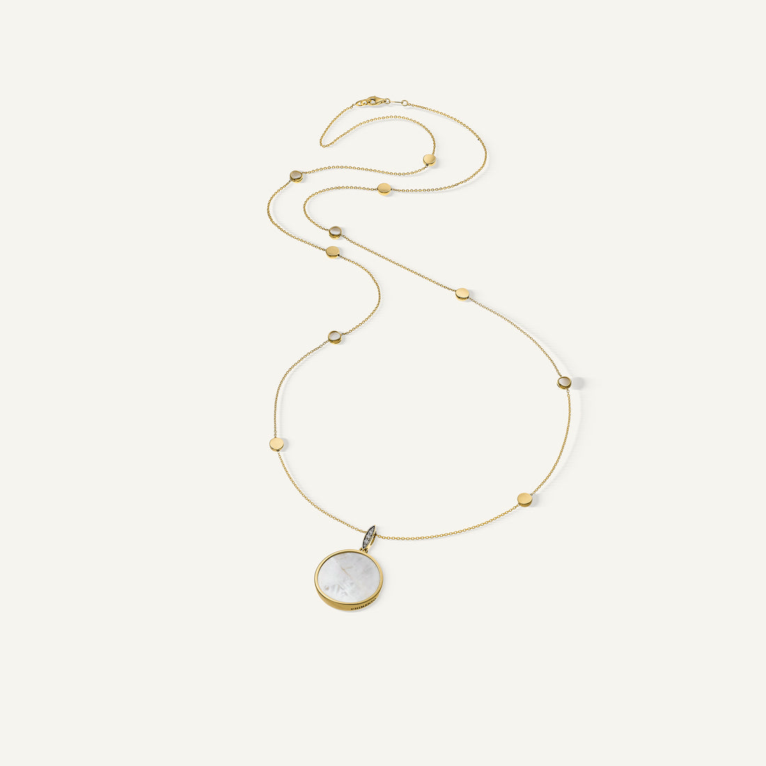 Chimento Gold necklace with mother of pearl and diamonds — Yellow · Mother of Pearl and Diamonds · One size